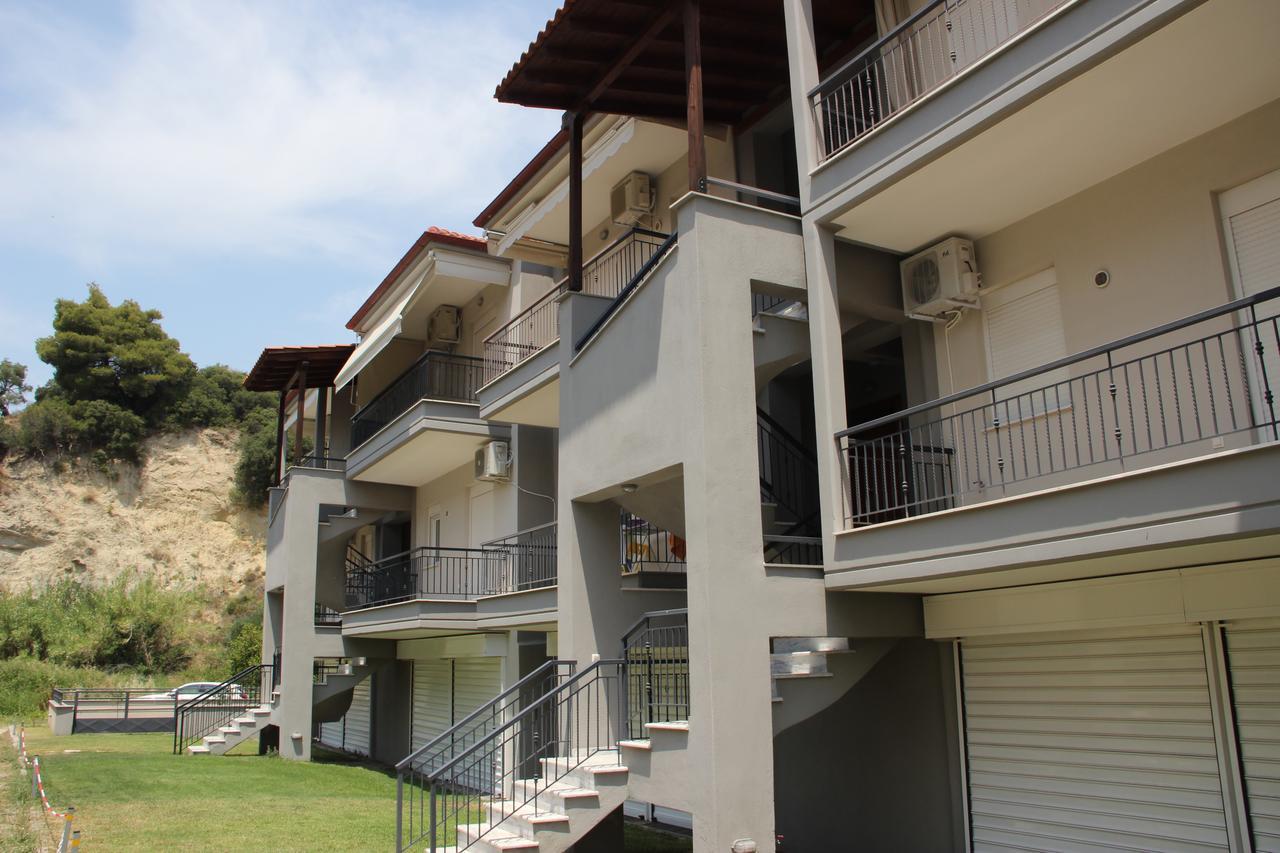 Polychrono Nikos Apartment Bagian luar foto