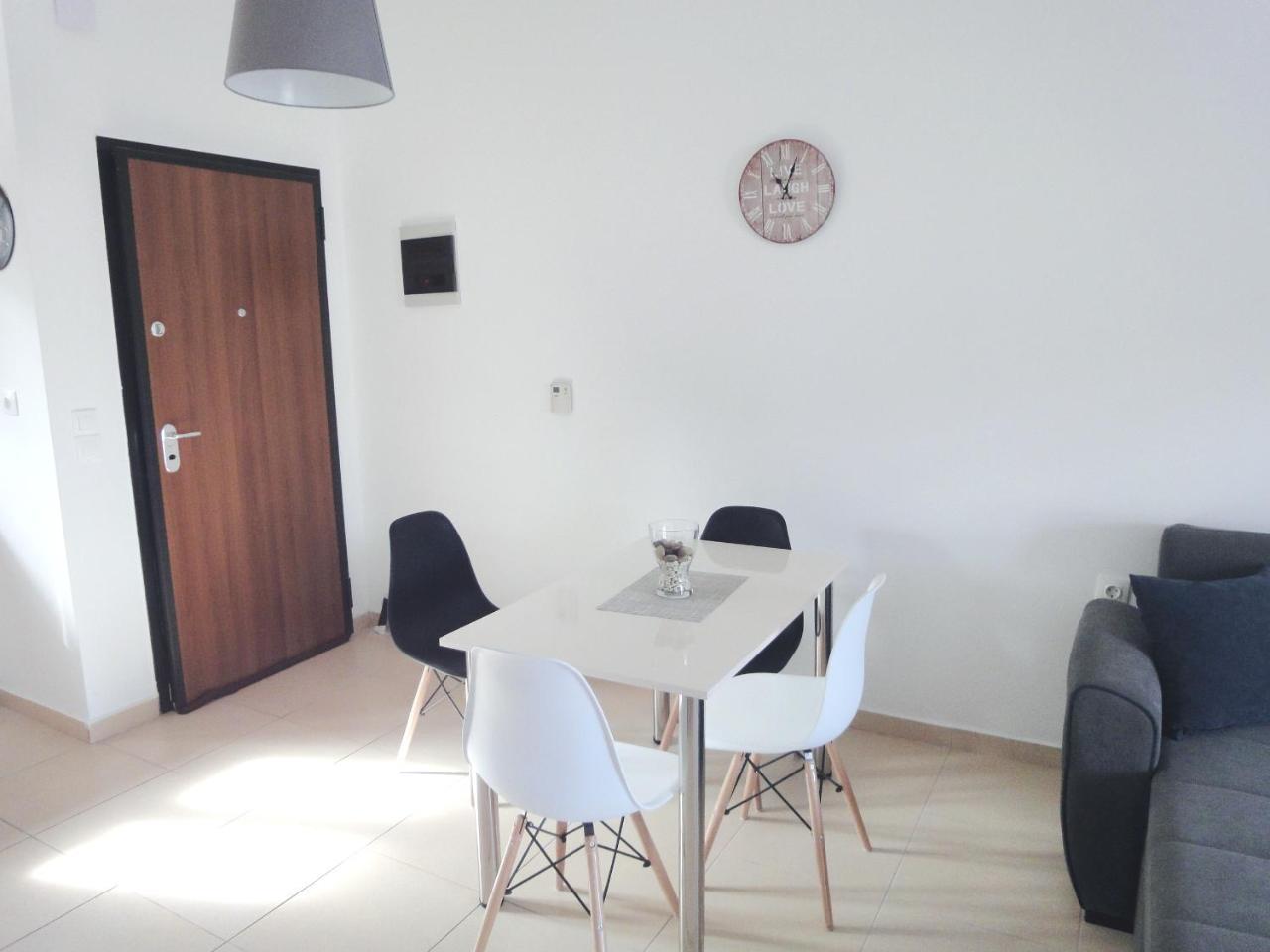 Polychrono Nikos Apartment Bagian luar foto