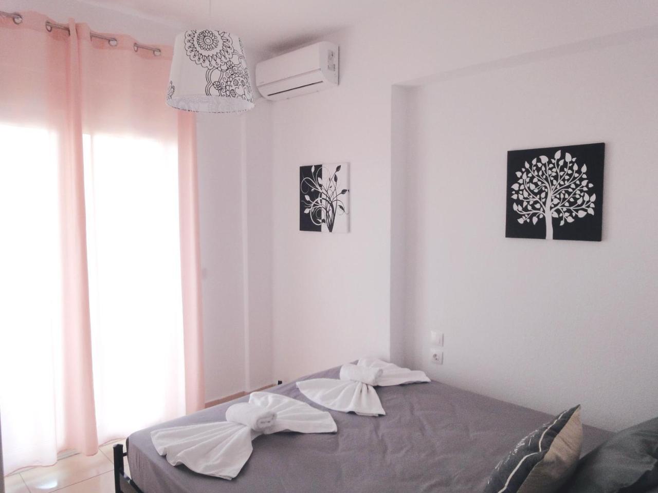 Polychrono Nikos Apartment Bagian luar foto