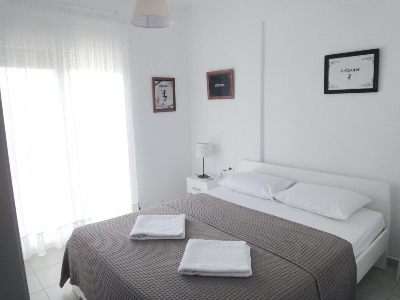 Polychrono Nikos Apartment Bagian luar foto